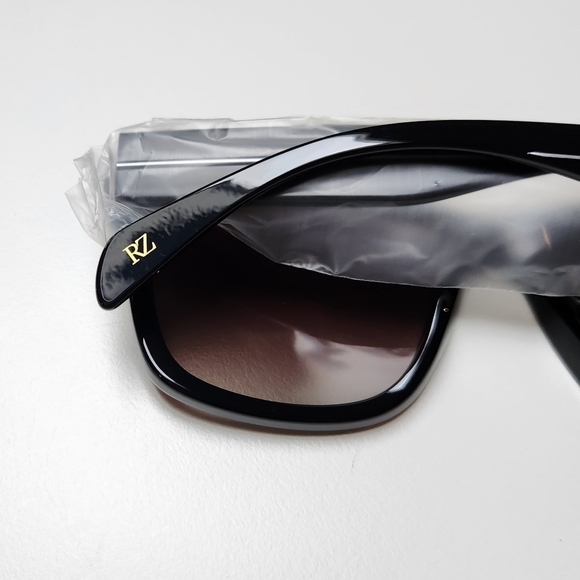 Rachel Zoe Fawn Sunglasses Black - Picture 8 of 14